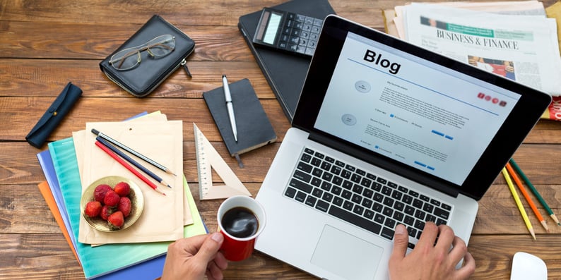 How to write an effective technical blog feature image