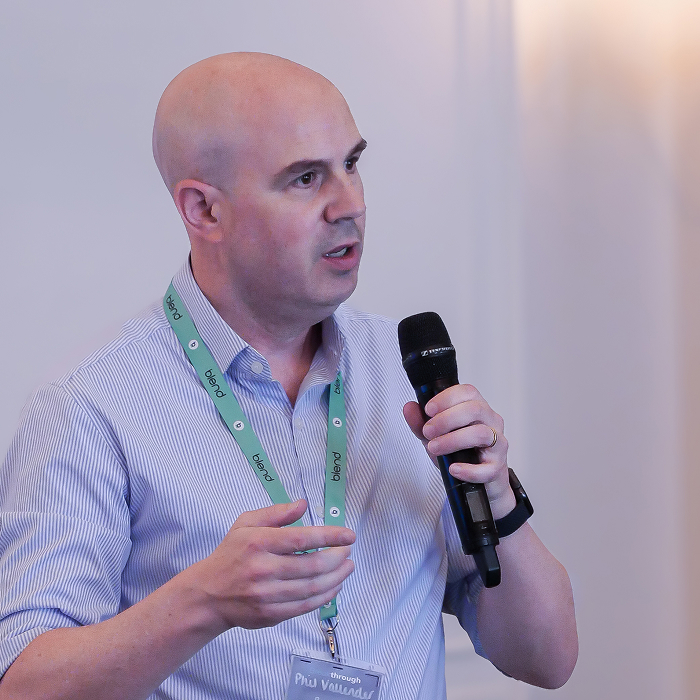 Phil speaking at growth table event